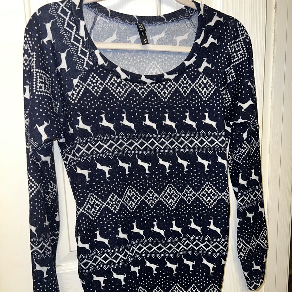 JESSE & I Maternity Reindeer Snowflake Blouse SZ S